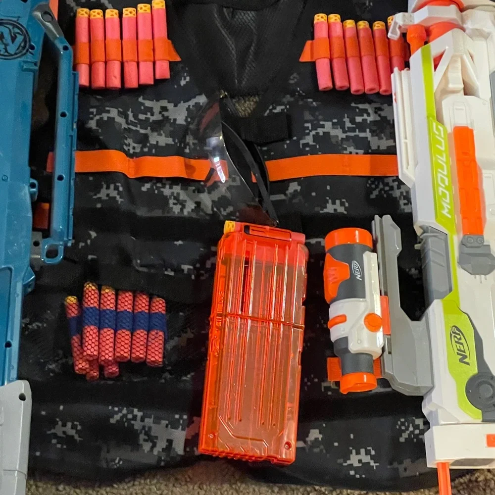 Nerf Blue and Orange Playsets - Picture 3 of 5
